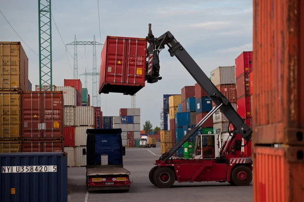 Livraison d'un conteneur maritime : tout ce qu'il faut savoir